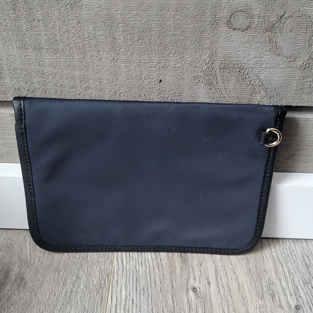 Michael Kors Eva Large Tote Bag - Picture 13 of 14